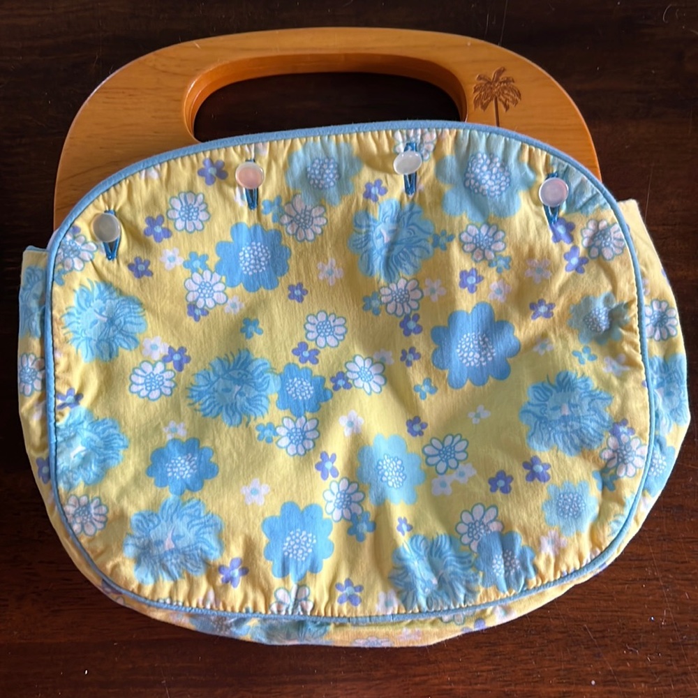 Lilly Pulitzer reversible wooden handle purse